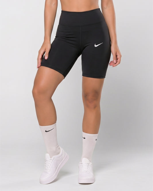 plain short