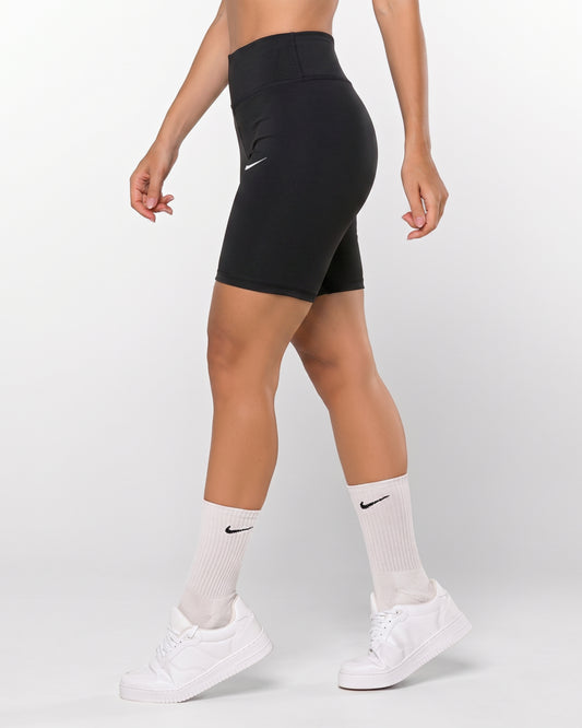 plain short