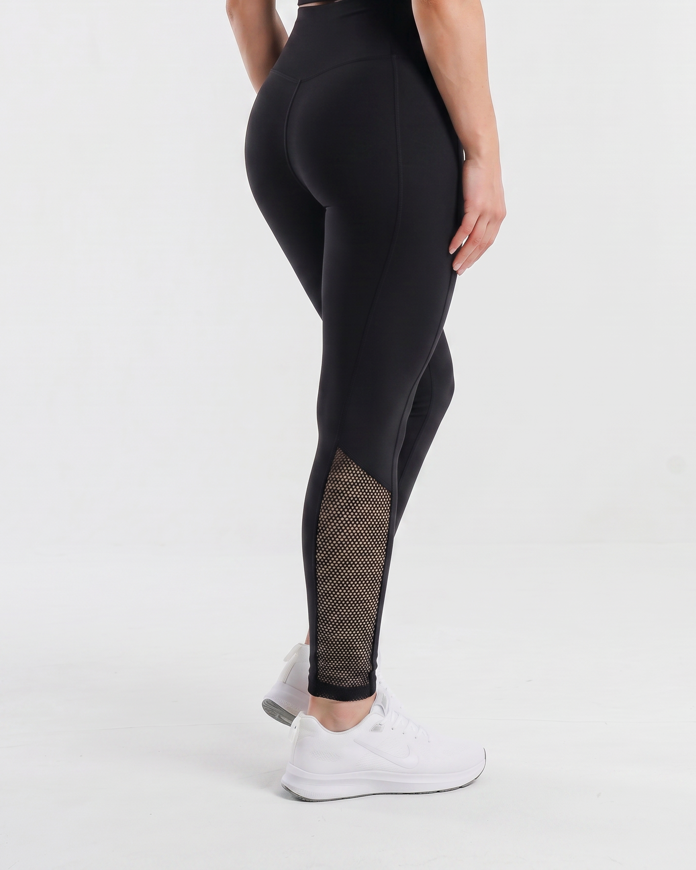 Sport Legging With Pocket & Dantel